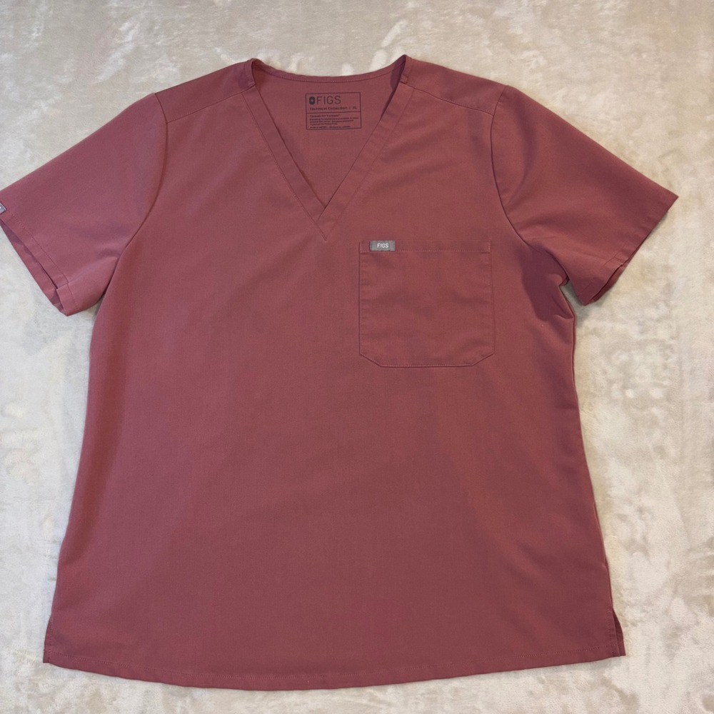FIGS Catarina One-Pocket Scrub Top Mauve Technical Collection XL FW1000